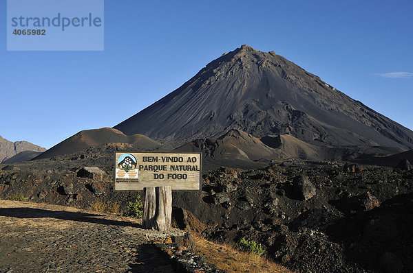 Parkeingang Naturpark Fogo  Vulkan Pico de Fogo  Insel Fogo  Kapverdische Inseln  Kap Verde  Afrika
