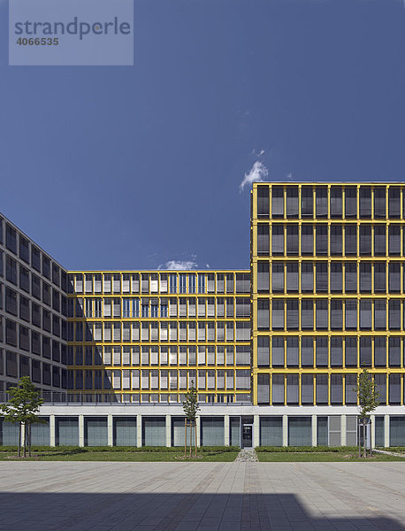 Modernes Bürogebäude  Westend  München  Bayern  Deutschland  Europa