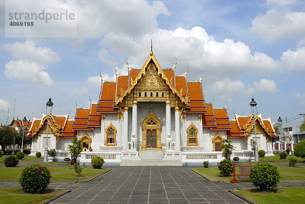 Buddhismus  Marmortempel Wat Benchamabophit  Bangkok  Thailand  Asien