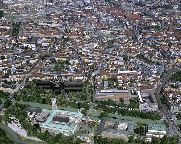 München Stadtzentrum  Altstadt  vorne Deutsches Museum  Deutsches Patent- und Markenamt  Europäisches Patentamt  Oberbayern  Bayern  Deutschland  Europa  Luftbild