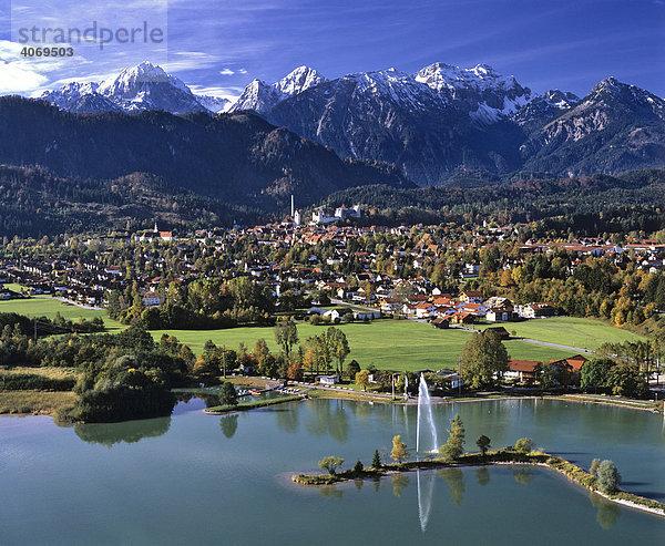 Luftbild  Füssen am Forggensee  Thannheimer Berge  Allgäu  Bayern  Deutschland  Europa