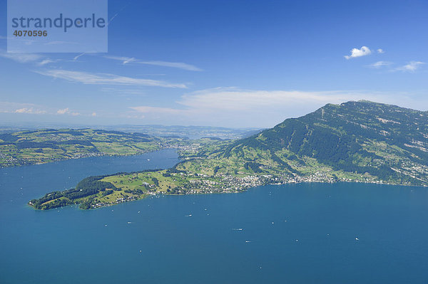Sicht vom Bürgenstock auf den Vierwaldstättersee und den Rigi  Zentralschweiz  Schweiz  Europa