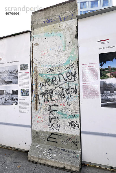Bruchstück der Berliner Mauer  Berlin  Deutschland  Europa