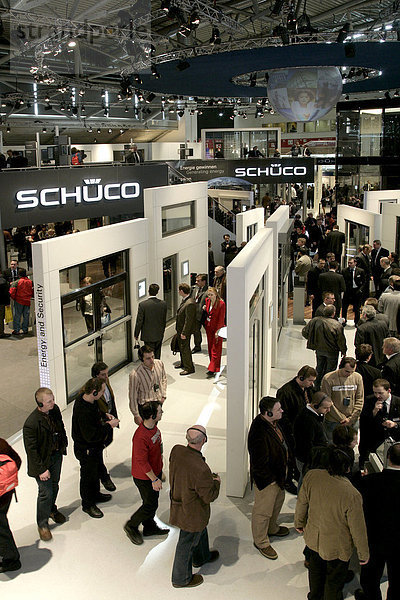 Messestand der Firma Schüco International KG auf der Messe Bau 2007 in der Messe München in München  Bayern  Deutschland  Europa