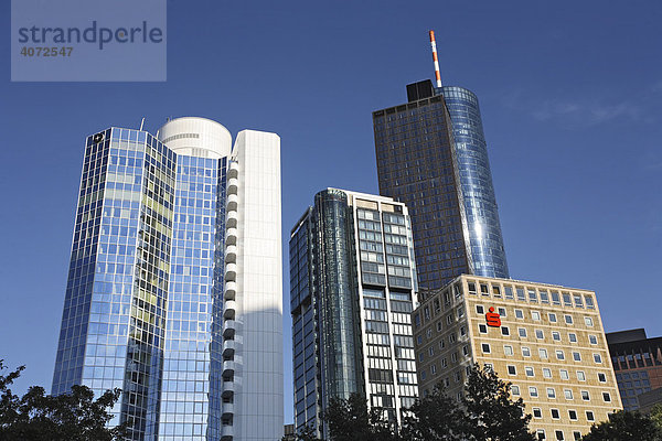 Bürogebäude mit Sparkassenlogo  Frankfurt am Main  Hessen  Deutschland  Europa