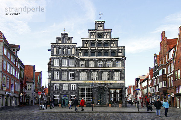 Historisches Gebäude der Industrie- und Handelskammer Lüneburg - Wolfsburg  Altstadt  Hansestadt Lüneburg  Niedersachsen  Deutschland  Europa