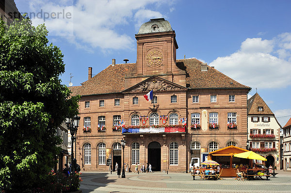 Rathaus  Wissembourg  Naturpark Nordvogesen  Vogesen  Elsass  Frankreich  Europa