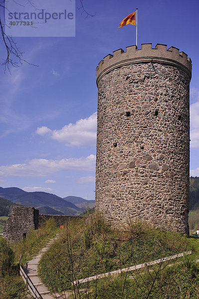 Bergfried der Burgruine Husen  Hausach  Schwarzwald  Baden-Württemberg  Deutschland  Europa