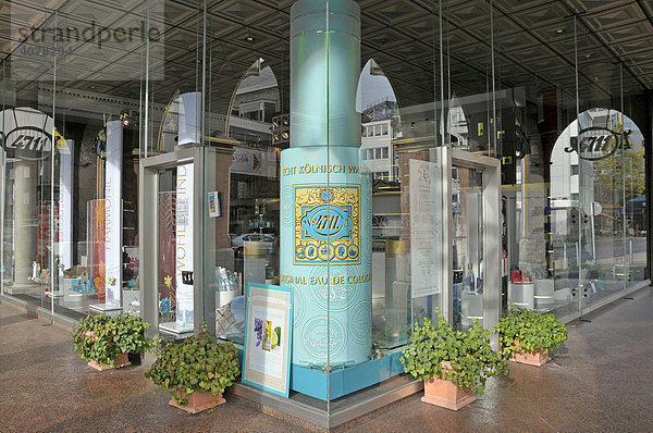 Stammhaus von 4711  historisches Geschäftsgebäde  Glockengasse  Köln  Nordrhein-Westfalen  Deutschland  Europa