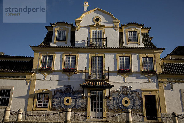 Fassade der Bodega Jose Maria Fonseca  in Vila Nogueira de Azeitão  Setœbal  Portugal  Europa