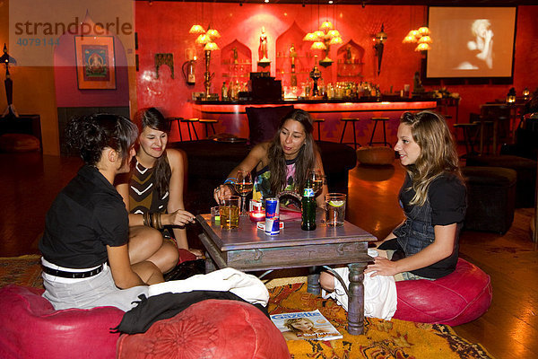Marokkanisches Ambiente im Café La Ola  Nightlife in Puerto del Carmen  Lanzarote  Kanarische Inseln  Spanien  Europa
