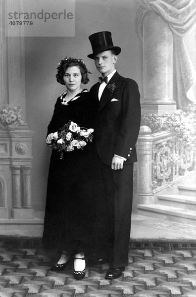 Historische Aufnahme  Hochzeitspaar  ca. 1925
