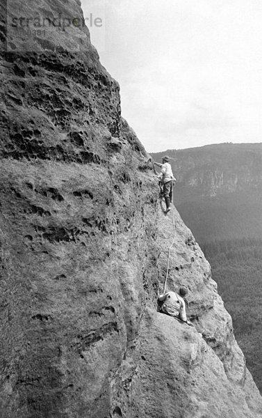 Historische Aufnahme  Bergsteiger  ca. 1930