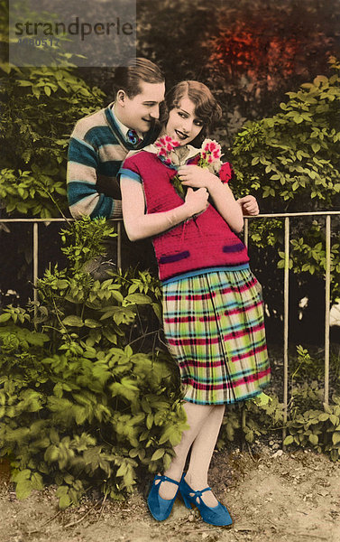 Flirt  historische Aufnahme  ca. 1922