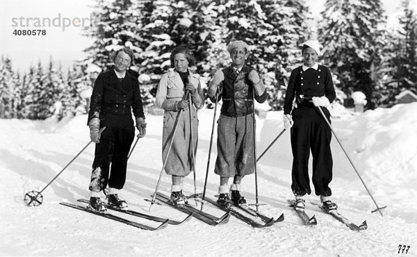 Skifahren in den dreißiger Jahren  historische Aufnahme  ca. 1934