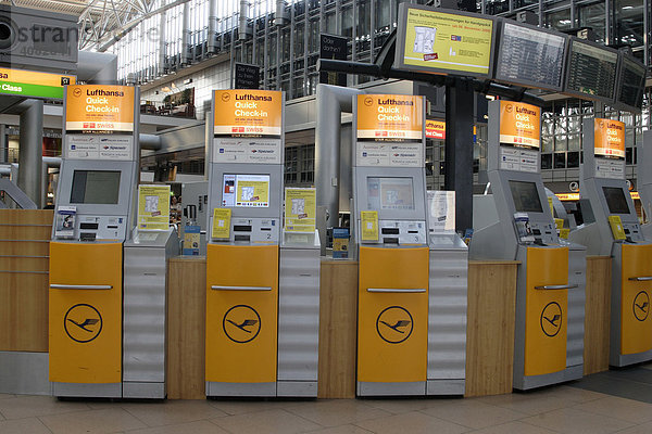 Lufthansa Self-service Check-in  Flughafen Hamburg  Deutschland