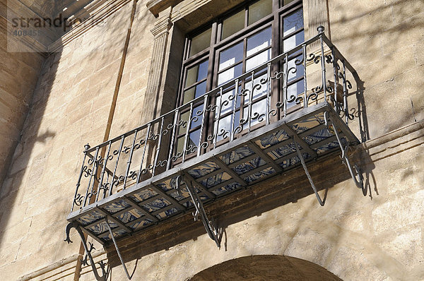 Balkon  spanische Kacheln  Archäologisches Museum  Alcoy  Alcoi  Alicante  Spanien