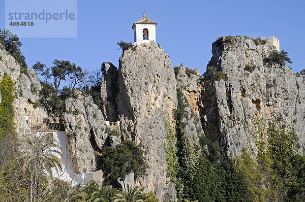 Glockenturm  Burg  Guadalest  Alicante  Costa Blanca  Spanien