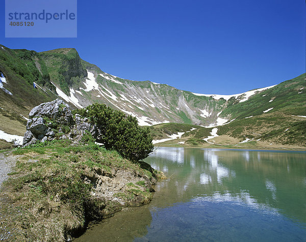 Schlappoldsee am Fellhorn bei Oberstdorf Allgäu Schwaben Bayern Deutschland