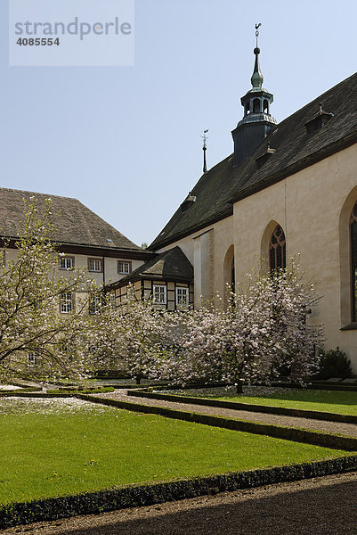 Ehemalige Abtei und Schloss Corvey in Höxter an der Weser bei Holzminden Nord Rhein Westfalen Deutschland