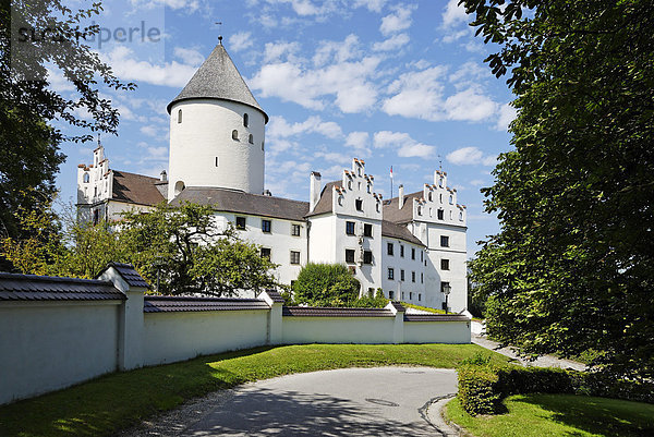 Kronwinkl Kreis Landshut Niederbayern Bayern Deutschland Schloss der Grafen von Preysing