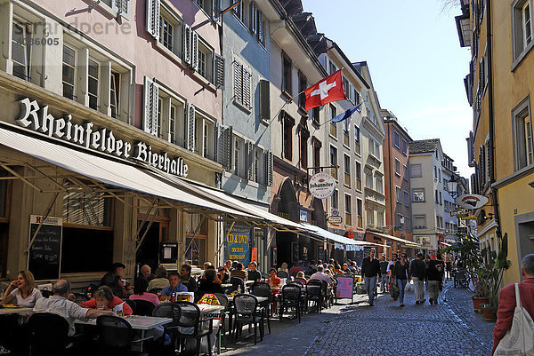Altstadt Fussgängerzone Zürich Schweiz