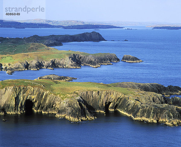 Irland County of Cork Streek Head mit Tormore Bay