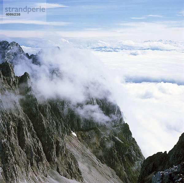 Kübelkar Wilder Kaiser Tirol Österreich vor den Zentralalpen