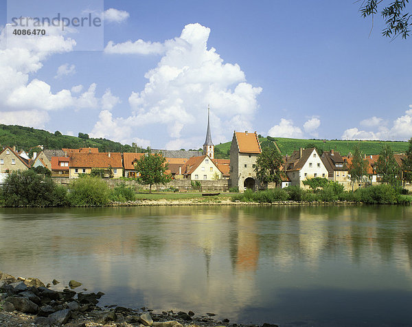 Frickenhausen am Main Unterfranken Bayern Deutschland