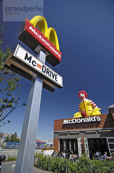 McDonalds McDonald's McDonald Drive in  Filiale München  Bayern