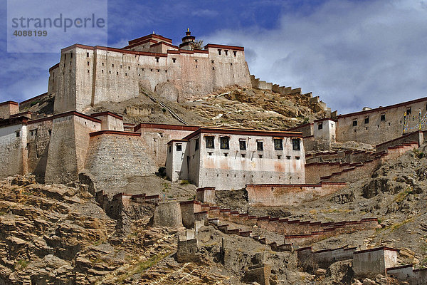 Die Burg  Festung (Dzong) in Gyantse  Tibet
