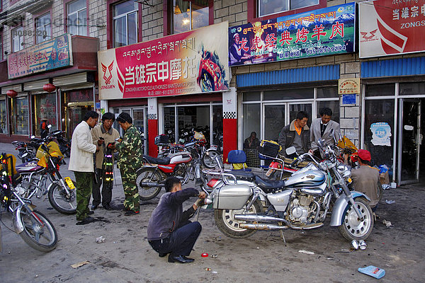 Motorradexperten in Dangxiong  Tibet