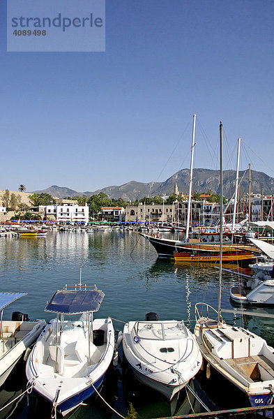 Kyrenia  Zentrum  Hafen  Nordzypern  Zypern  Europa