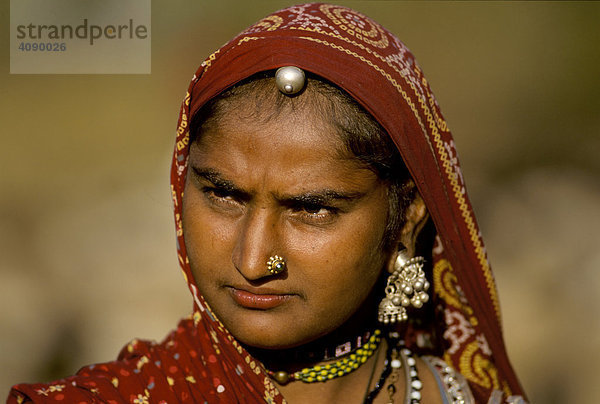 Marwa Nomadin  Portrait  Rajasthan  Indien