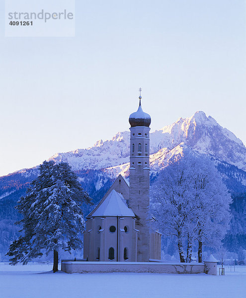 Wallfahrtskirche St. Coloman im Winter bei Füssen  Allgäu  Bayern  Deutschland  Europa