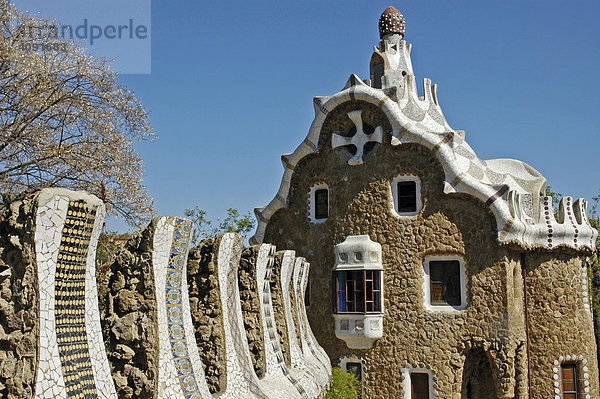 Haus im Park Gueell  Architekt Antoni Gaudi  Barcelona  Katalonien  Spanien