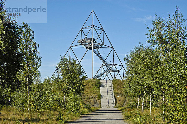 Tetraeder  Aussichtsplattform auf der Halde der ehemaligen Zeche Prosper Haniel  Bottrop  Ruhrgebiet  Nordrhein-Westfalen  NRW  Deutschland