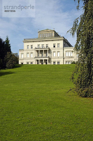 Ehemaliges Wohnhaus der Industriellenfamilie Krupp  Villa Hügel  Essen  Ruhrgebiet  NRW  Nordrhein Westfalen  Deutschland