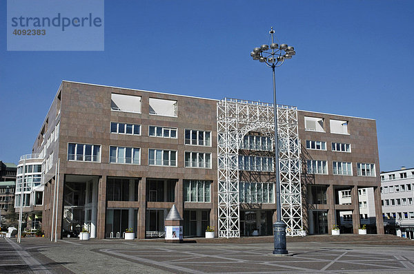 Neues Rathaus  Friedensplatz  Dortmund  NRW  Nordrhein Westfalen  Deutschland