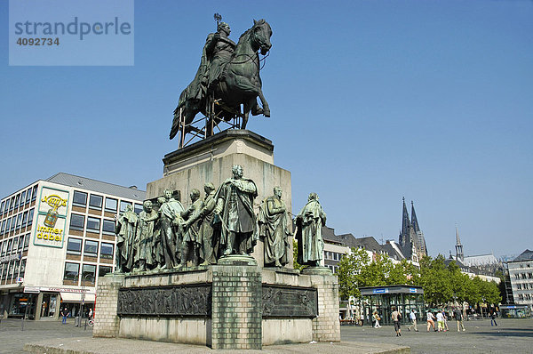 Reiterdenkmal  Kaiser Friedrich Wilhelm III  König von Preussen  Denkmal  Heumarkt  Köln  NRW  Nordrhein Westfalen  Deutschland