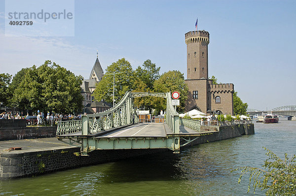 Drehbrücke  Malakoffturm  historisches Denkmal  Köln  NRW  Nordrhein Westfalen  Deutschland