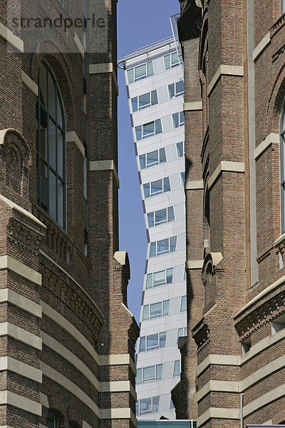 Wohnhausanlage und Geschäftszentrum im alten Gasometer Wien Österreich