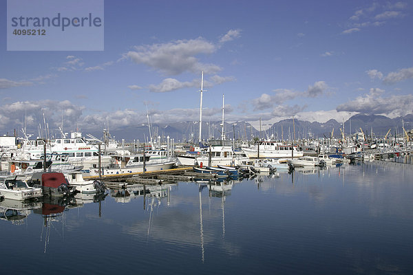 Der Sportboothafen auf der Homer Landzunge Kenai Halbinsel Homer Alaska USA