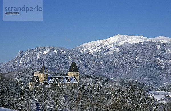 Burg Wartenstein vor dem Schneeberg in Niederösterreich Österreich