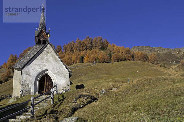 Gotische St.Nikolaus Kirche  Bergdorf Rojen (2000m)  Südtirol  Italien