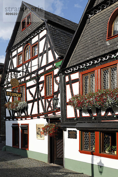 Restaurant Münze in einem schönen alten Fachwerkhaus  Bacharach am Rhein  Rheinland-Pfalz  Deutschland