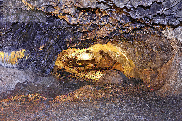 Lavahöhlen (Grutas de Sao Vicente)  Sao Vicente  Madeira  Portugal