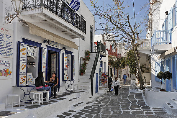 Lokal in der Chora (Altstadt)  Mykonos  Griechenland
