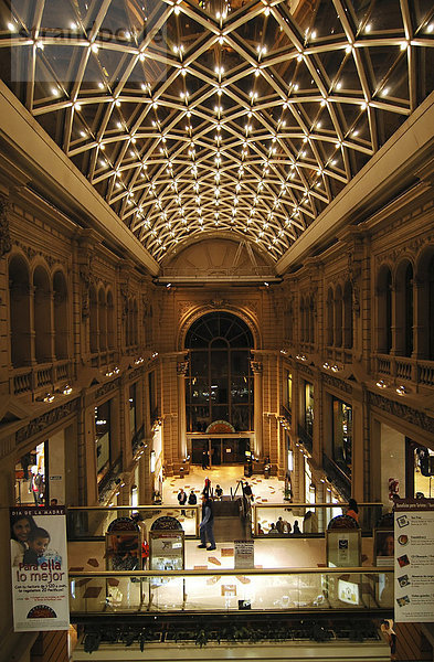 Galerias Pacifico  Einkaufszentrum in einem historischen Gebäude  Recoleta  Buenos Aires  Argentinien