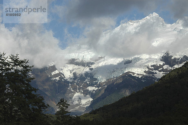 Von Pampa Linda aus  Mt. Tronador  Nahuel Huapi Nationalpark  Patagonien  Argentinien